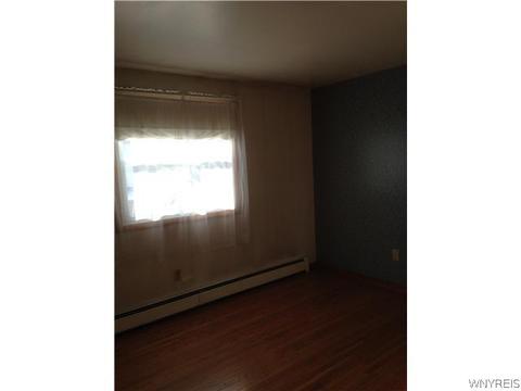 691 Herr Rd, Evans, NY 14006 photo 14