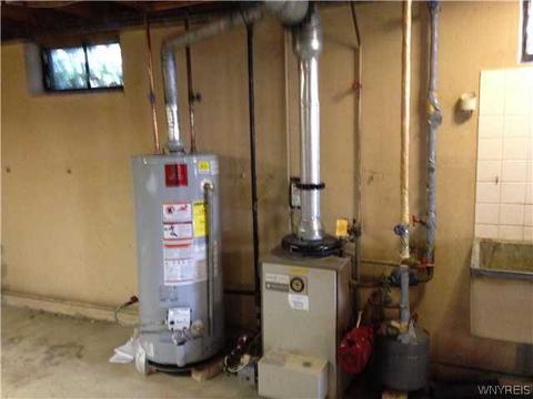691 Herr Rd, Evans, NY 14006 photo 19