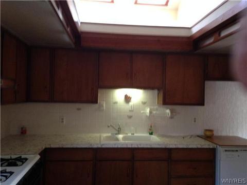 691 Herr Rd, Evans, NY 14006 photo 3