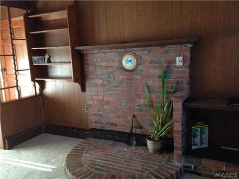 691 Herr Rd, Evans, NY 14006 photo 9