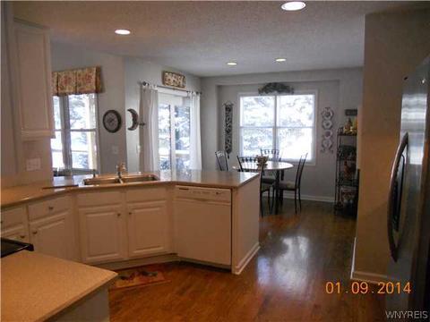 70 Blacksmith Dr, East Amherst, NY 14051 photo 7