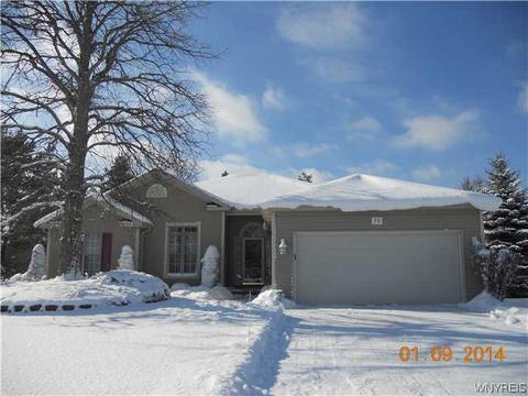 70 Blacksmith Dr, East Amherst, NY 14051 photo 1