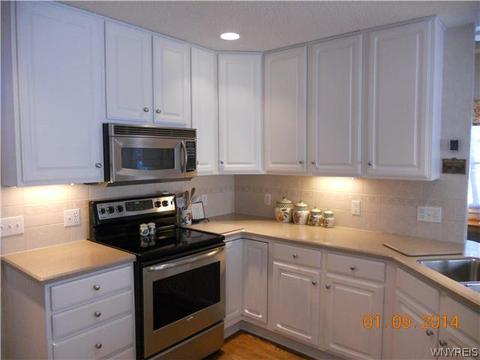 70 Blacksmith Dr, East Amherst, NY 14051 photo 8
