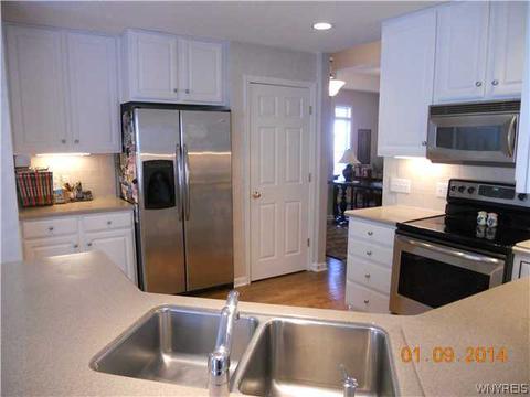 70 Blacksmith Dr, East Amherst, NY 14051 photo 9