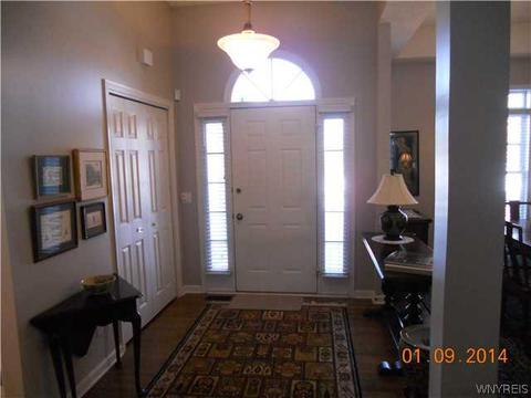 70 Blacksmith Dr, East Amherst, NY 14051 photo 2