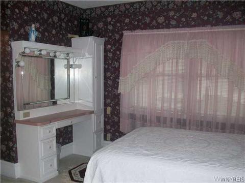 261 E Main St, Springville, NY 14141 photo 8