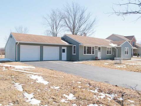 6859 Townline Rd, Pendleton, NY 14120 photo 2