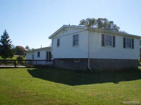 983 Welch Rd, Java, NY 14082 photo 3