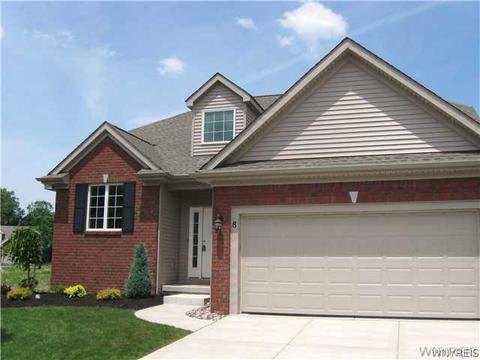24 Dover, Lancaster, NY 14086 photo 1