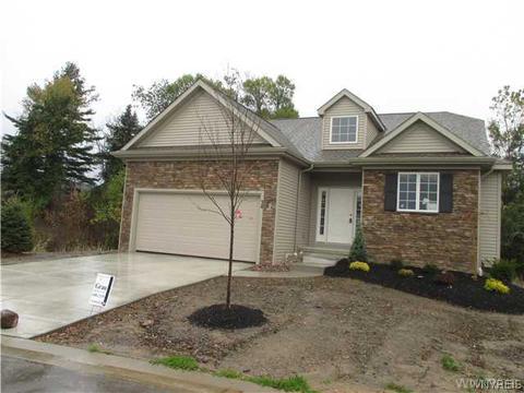 5 Dover, Lancaster, NY 14086 photo 1