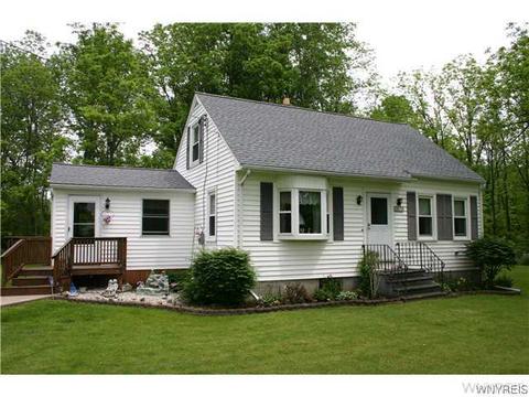 6679 E Canal Rd, Pendleton, NY 14094 photo 1