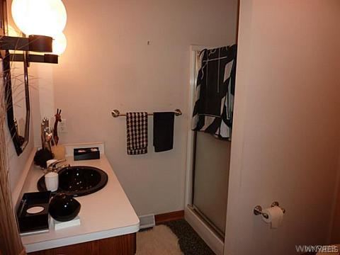 19 Hedge Ln, Lancaster, NY 14086 photo 6