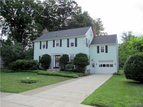 357 S Park Pl, Aurora, NY 14052 photo 4