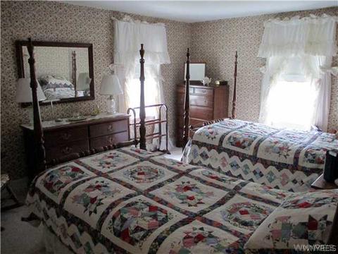 357 S Park Pl, Aurora, NY 14052 photo 15