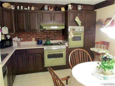 357 S Park Pl, Aurora, NY 14052 photo 5