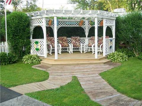 253 Kennedy Ave, Evans, NY 14006 photo 9