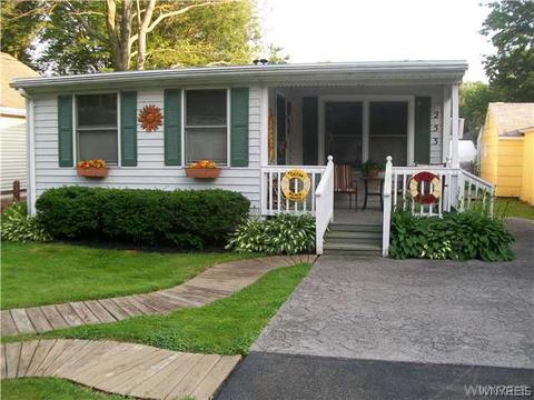 253 Kennedy Ave, Evans, NY 14006 photo 1