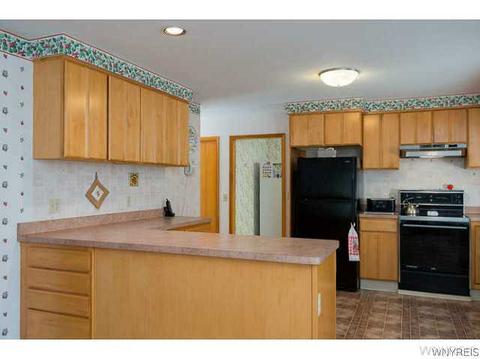 7012 Hidden Oak Dr, Pendleton, NY 14094 photo 10