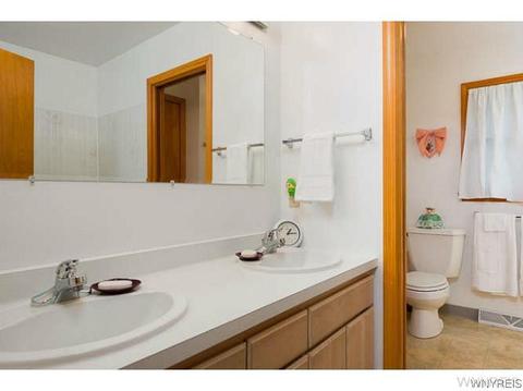 7012 Hidden Oak Dr, Pendleton, NY 14094 photo 15