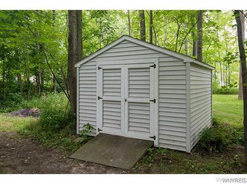 7012 Hidden Oak Dr, Pendleton, NY 14094 photo 20