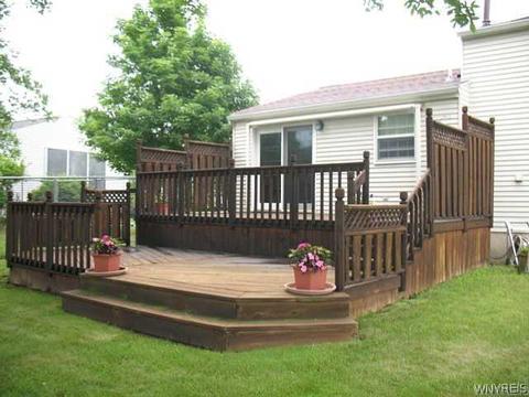 1406 Darlington Dr, Evans, NY 14047 photo 17
