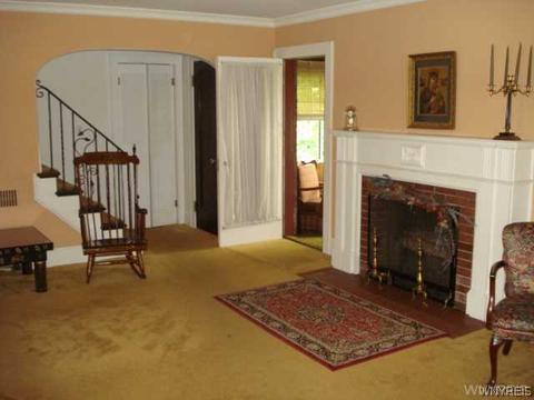 36 Devonshire Rd, Buffalo, NY 14223 photo 4