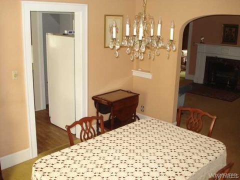 36 Devonshire Rd, Buffalo, NY 14223 photo 6