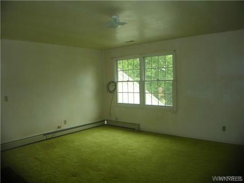 1508 Stoneridge Dr, Evans, NY 14047 photo 11