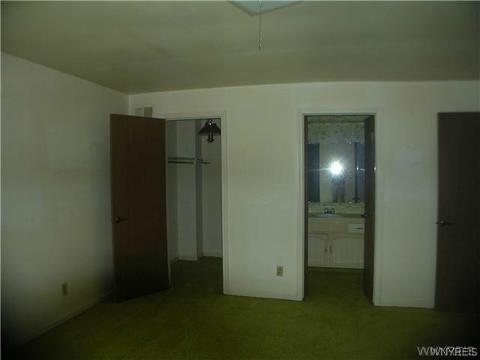 1508 Stoneridge Dr, Evans, NY 14047 photo 12