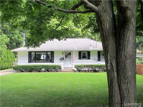 120 Walnut St, Aurora, NY 14052 photo 1