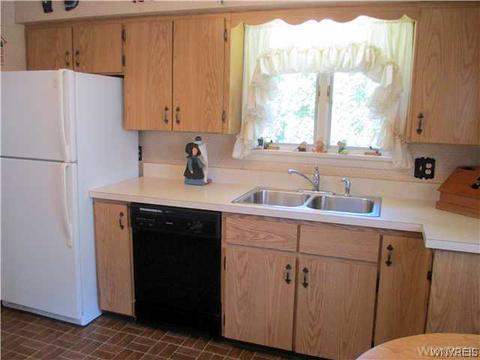 120 Walnut St, Aurora, NY 14052 photo 6
