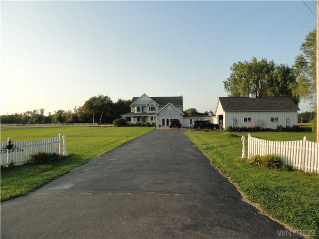 800 Cain Rd, Angola, NY 14006 photo 1