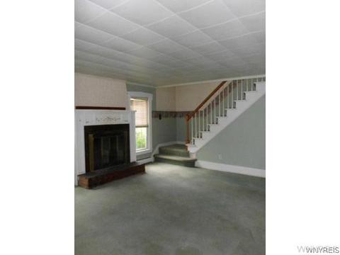 42 High St, Evans, NY 14006 photo 5