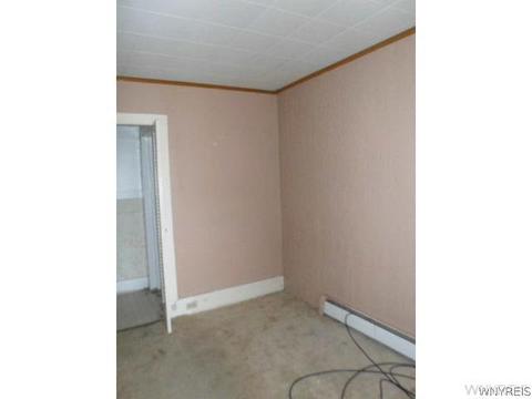 42 High St, Evans, NY 14006 photo 7