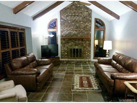 4623 Kriston Ln, Pendleton, NY 14120 photo 7