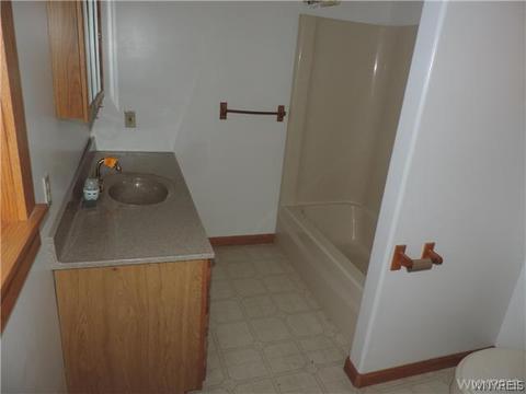 12133 Ruby Ln, Yates, NY 14098 photo 8