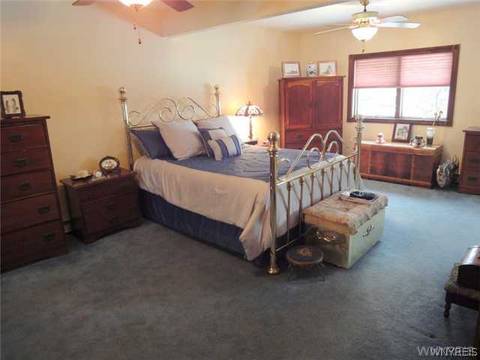 7200 Bear Ridge Rd, Pendleton, NY 14120 photo 16