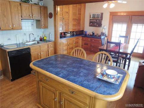 7200 Bear Ridge Rd, Pendleton, NY 14120 photo 9