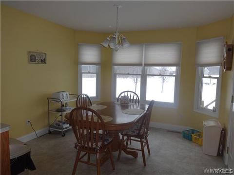 31 Alexander Pkwy, Pendleton, NY 14120 photo 12