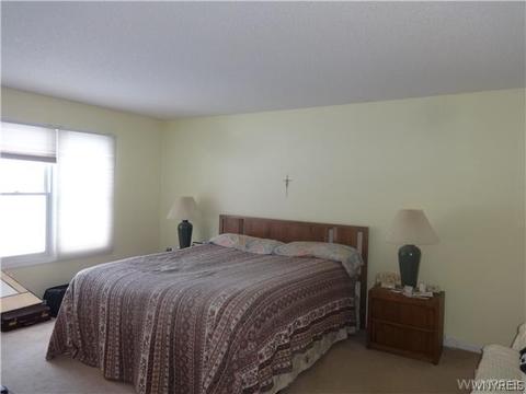 31 Alexander Pkwy, Pendleton, NY 14120 photo 18
