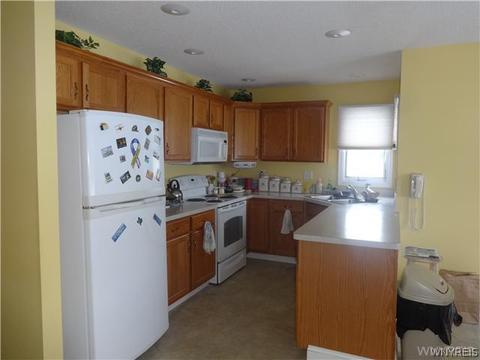 31 Alexander Pkwy, Pendleton, NY 14120 photo 10