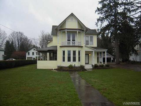 253 E Main St, Springville, NY 14141 photo 2