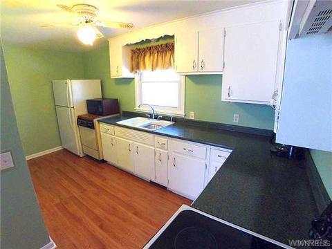 6141 Corwin Ave, Newfane, NY 14108 photo 7