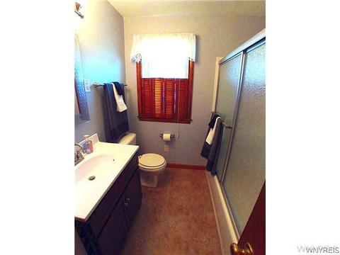 6141 Corwin Ave, Newfane, NY 14108 photo 18
