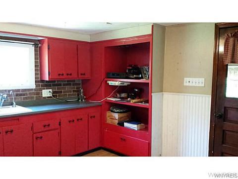 932 Cain Rd, Evans, NY 14006 photo 9