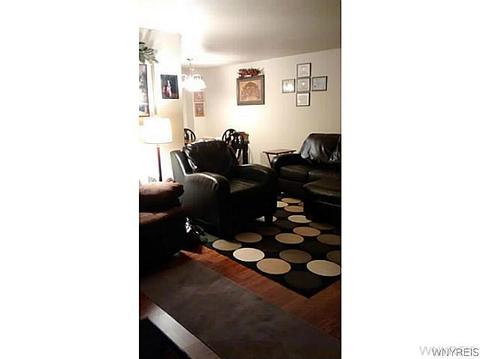 673 Eagle St, Buffalo, NY 14210 photo 3