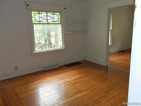 34 Spring St, Springville, NY 14141 photo 3