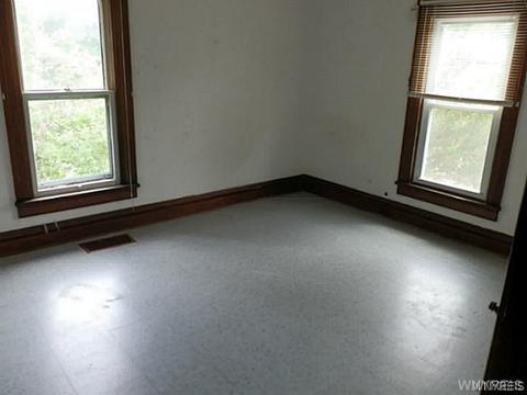 34 Spring St, Springville, NY 14141 photo 10