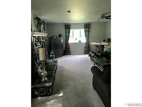 671 Beach Rd, Evans, NY 14006 photo 16
