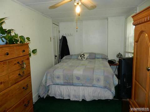6883 Gates Dr, Evans, NY 14047 photo 11